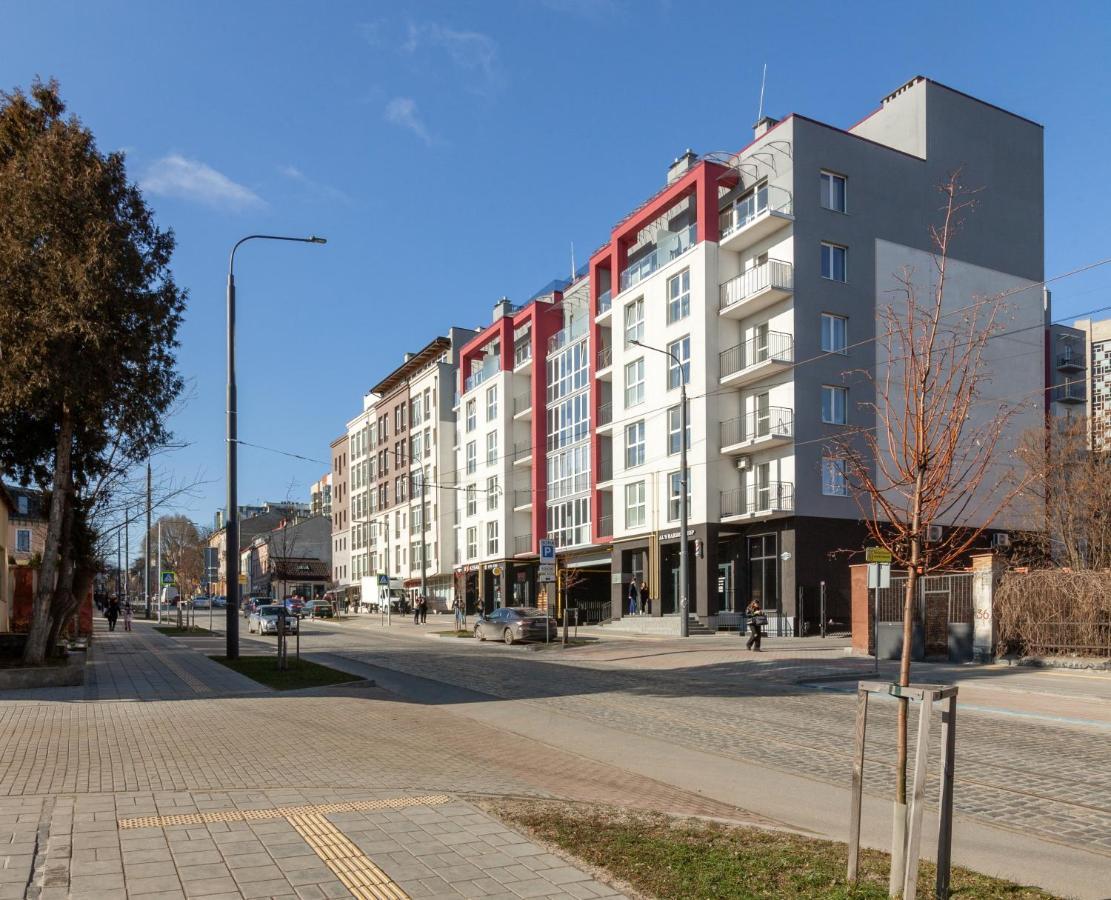 Leogrand Apartments On Shevchenka 38-1 リヴィウ エクステリア 写真